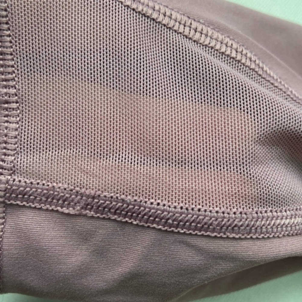 Lululemon Crop pant 24inch - Picture 5 of 6